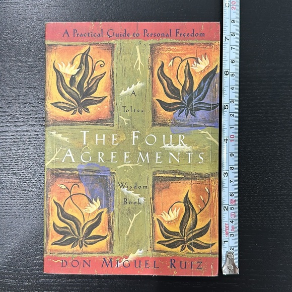 The Four Agreements : A Practical Guide to Personal Freedom Book by Don M. Ruiz - Picture 3 of 4